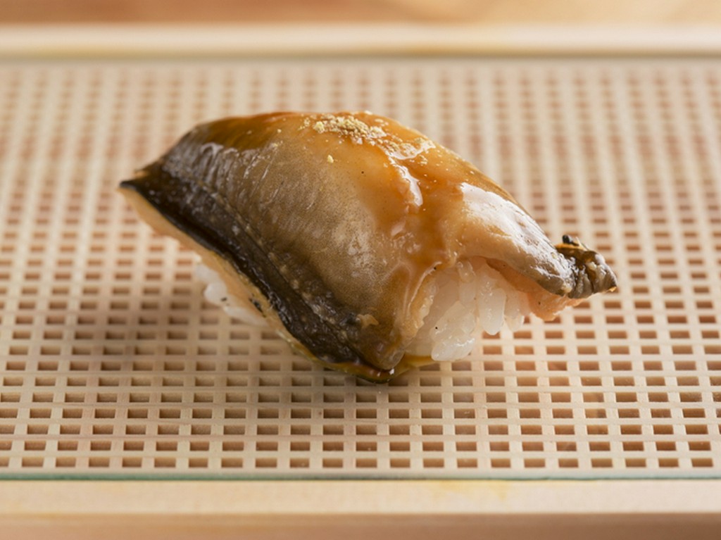 計算され尽くした温度、食感。シャリとネタが一体となる『穴子』