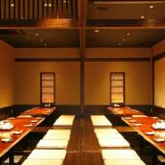 小人数でも団体でも個室席を用意できるのが魅力です。
最大52名の宴会から、2名～6名の個室での仕事帰りの飲み会まで、シーンを問わずに利用できます。