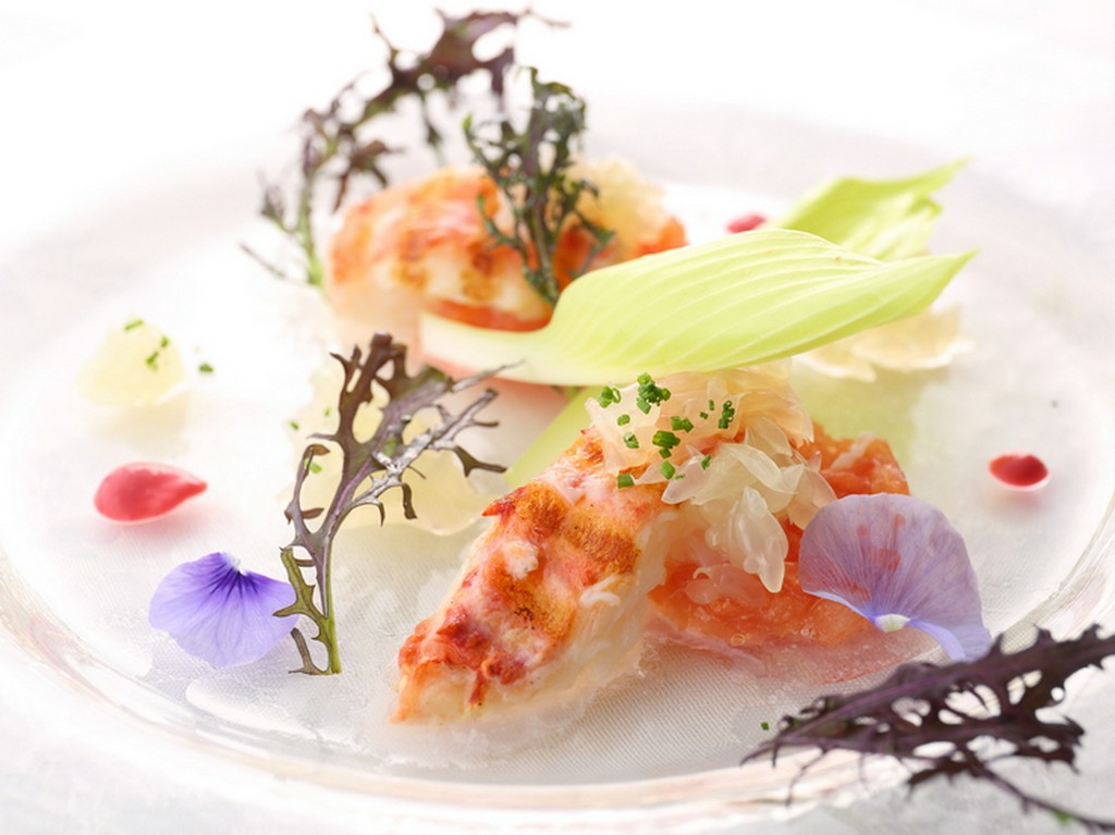 新鮮な旬の食材にこだわり『タラバ蟹の網焼き　プロヴァンス風』