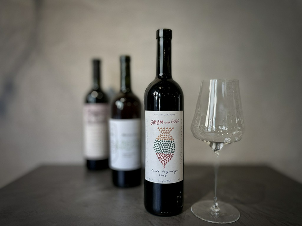 豊かさと生命力を感じる自然派ワインを主にセレクト