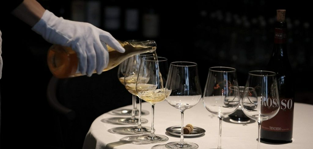 自然派を中心に、環境に配慮したワインをご用意しております