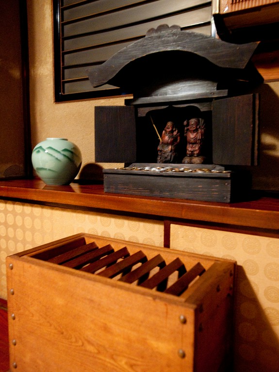 「仕事がうまくいくように」と各部屋に“福の神”