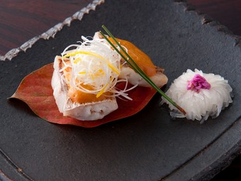 鯛とウニの上品な味わい『鯛のウニ焼き』