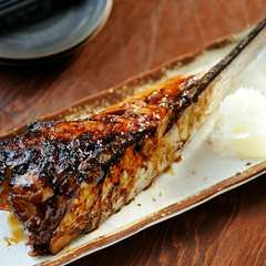 『鮪ヒレ肉のスペアリブ』