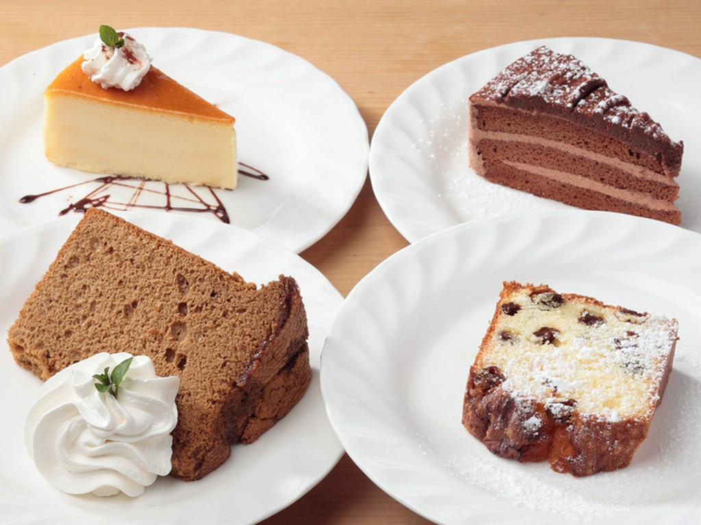 シフォンケーキとパウンドケーキは、手づくり