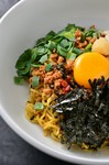 ピリ辛挽肉とコシのある細麺を、大胆にまぜて混ぜて召し上がれ！『台湾まぜそば』