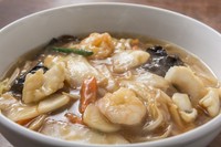 とろーり餡かけ
特製面に絡んで旨い！