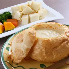 まろやかな味わい『ふらの風チーズフォンデュ（2～3名用）』