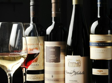 普段に飲めるリーズナブルなものから、特別な日の一本まで