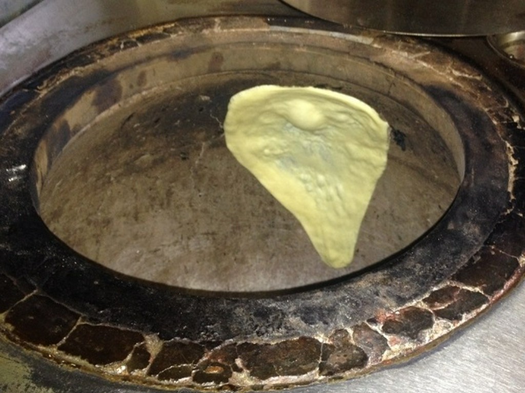 熟練の職人がスパイスを絶妙に調合し、つくり上げる本格派