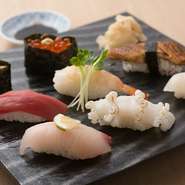 寿司やお刺身としていただく生食だけでなく、焼く・煮るなど様々な方法で料理しています。美味しい鮮魚を、ご堪能ください。