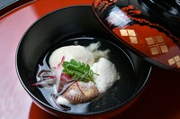 春日鯛独活巻き・ラディッシュ・木の芽