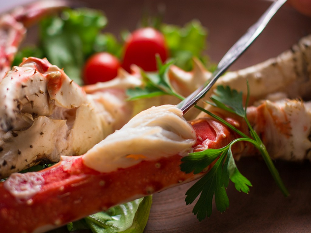 肉、魚介など、地元産食材の美味しさを心ゆくまで堪能