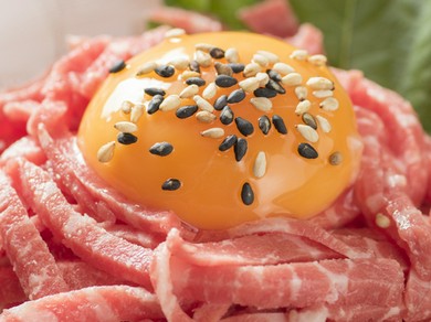 まろやかな味わいととろけるような食感の『北海道和牛ユッケ』