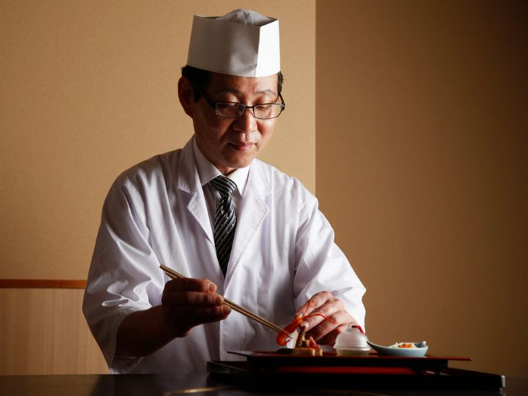 味付けはもちろんのこと、目でも楽しめるお料理を