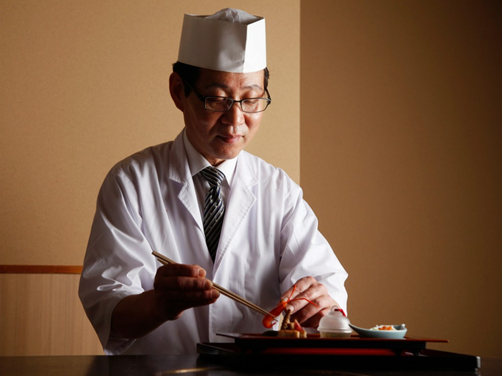 味付けはもちろんのこと、目でも楽しめるお料理を