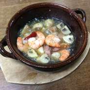 お得なセットメニューで選ばれたときは、バケットが付きます。