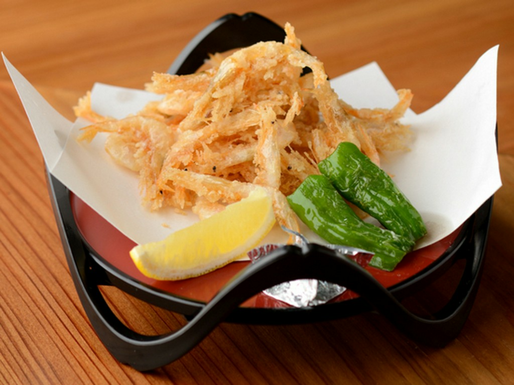 特に県外の方に人気がある『白えび唐揚げ』