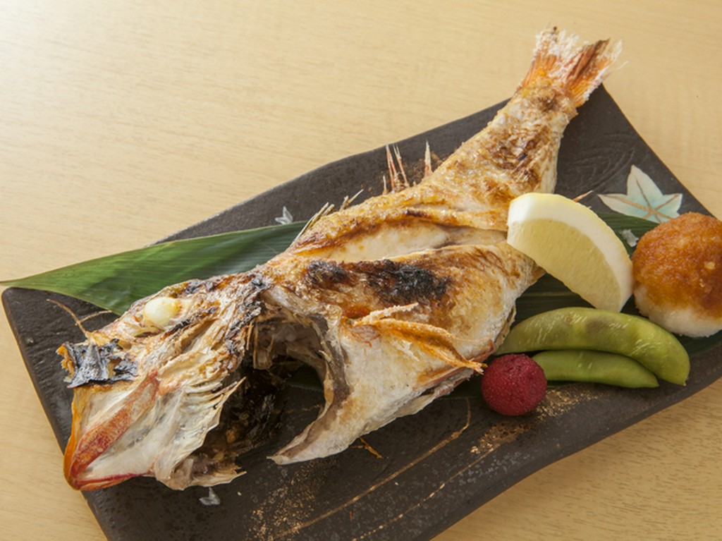 朝にとれた刺身用ののどぐろを焼きで『のどぐろ焼き』