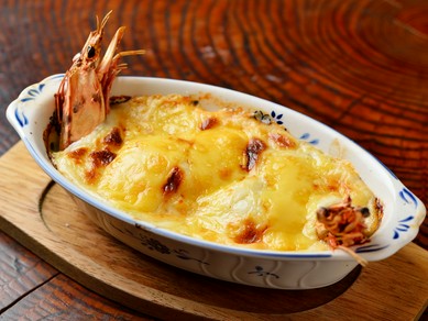 魚介類を豊富に使った自慢の一品　『シーフード・グラタン』