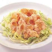 擦った玉ねぎや人参などの野菜が入れられており、後味がスッキリしているのが特徴です。　※写真はイメージです。