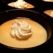 ・アセロラ＆野菜のたっぷりフルーツサラダ・チョコとクリームのカフェスイーツ・濃厚ギリシアヨーグルトのブルーベリーソース添え