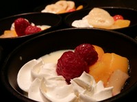 ・フレッシュグレープフルーツ・さわやかライチ・バラエティアイスバイキング（バニラ・チョコ・ストロベリー・抹茶・オレンジシャーベット・マスクメロン・チョコミント・カスタードプリン）