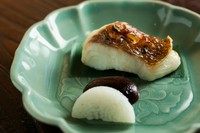 真鯛の若狭焼きの『焼物』。香ばしい皮目も美味。