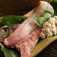 タラをはじめ氷見から直送されるこだわりの鮮魚