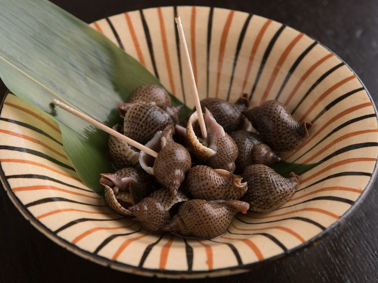 柔らかい「糸を引く」貝の煮つけ　『よだれみなのうま煮』