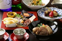 【全8品】北陸の魅力が満載のお昼の加賀料理個室会席「兼六園」