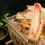 ※苦手な食材やアレルギーなどありましたら、お気軽にご相談下さい。
※仕入状況により、事前予告なしにお献立内容を変更させていただく場合がございます。
※お席のご指定は承っておりません。ご要望にはできる限りご対応させて頂きますがご要望に沿えない場合もございます。
※サービス料・お席料としてご利用金額の10％を頂戴させて頂きます。