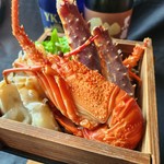 料理長が厳選した日本海を中心とした高級食材を贅沢に楽しむ会席プラン。