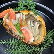 ※苦手な食材やアレルギーなどありましたら、お気軽にご相談下さい。
※仕入状況により、事前予告なしにお献立内容を変更させていただく場合がございます。
※お席のご指定は承っておりません。ご要望にはできる限りご対応させて頂きますがご要望に沿えない場合もございます。
※サービス料・お席としてご利用金額の10％を頂戴させて頂きます。