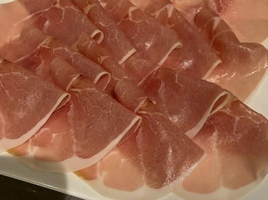 肉前菜の盛り合わせ(ハーフ/レギュラー)
