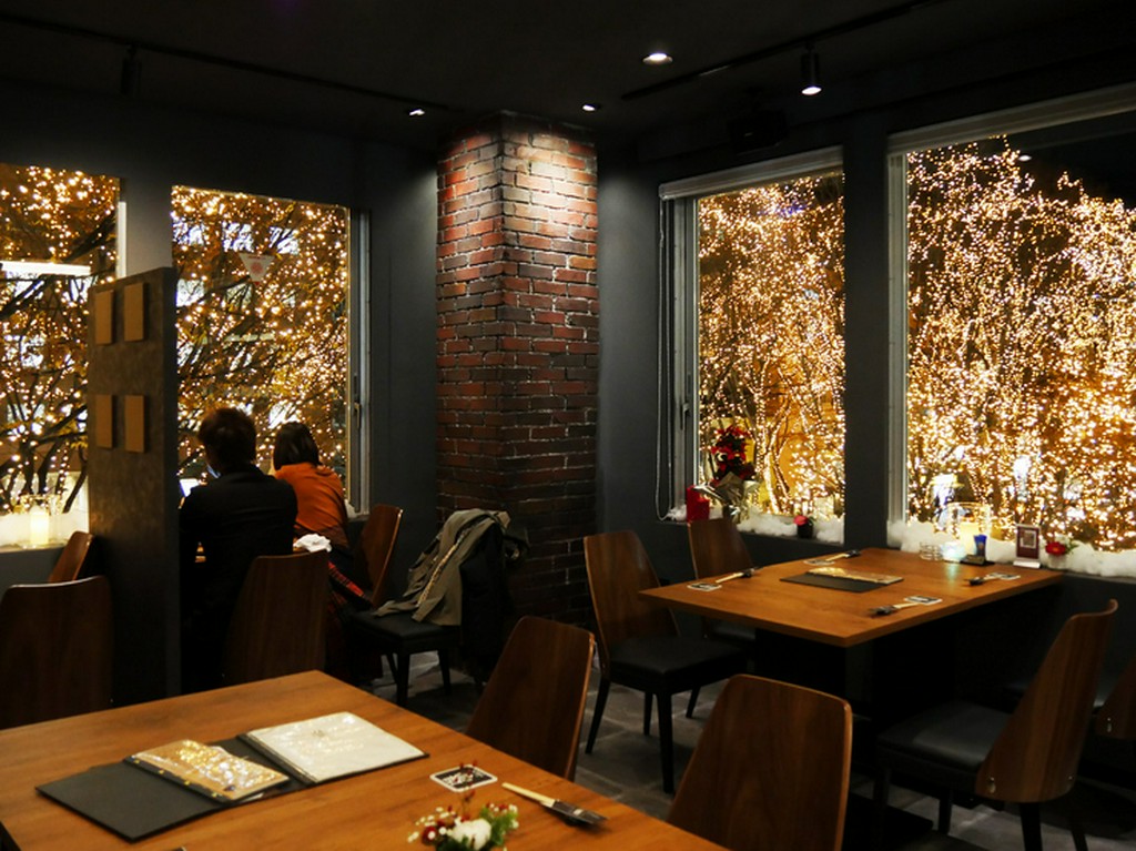 目の前で輝く光のページェントに感動！感激！