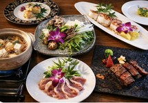 メインの料理をチョイスできるリーズナブルなコースです。