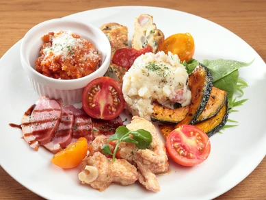 その日のおすすめタパス盛り！　『前菜盛り合わせ』