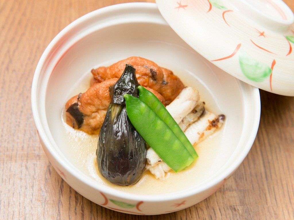 日本の四季を口の中で贅沢に味わい、感じられる『煮物』