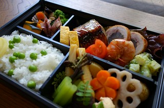 季節のおまかせ弁当（要予約）