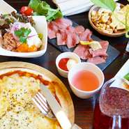 特別な日に自信があります！友人や恋人へのサプライズバースディ、大事な人との大切な記念日等・・・何でもご相談ください。心のこもったメッセージプレートやケーキが準備できます。クーポンのご利用がお得です！