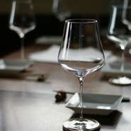 提供しているものは「料理」ではなく「満足」です。