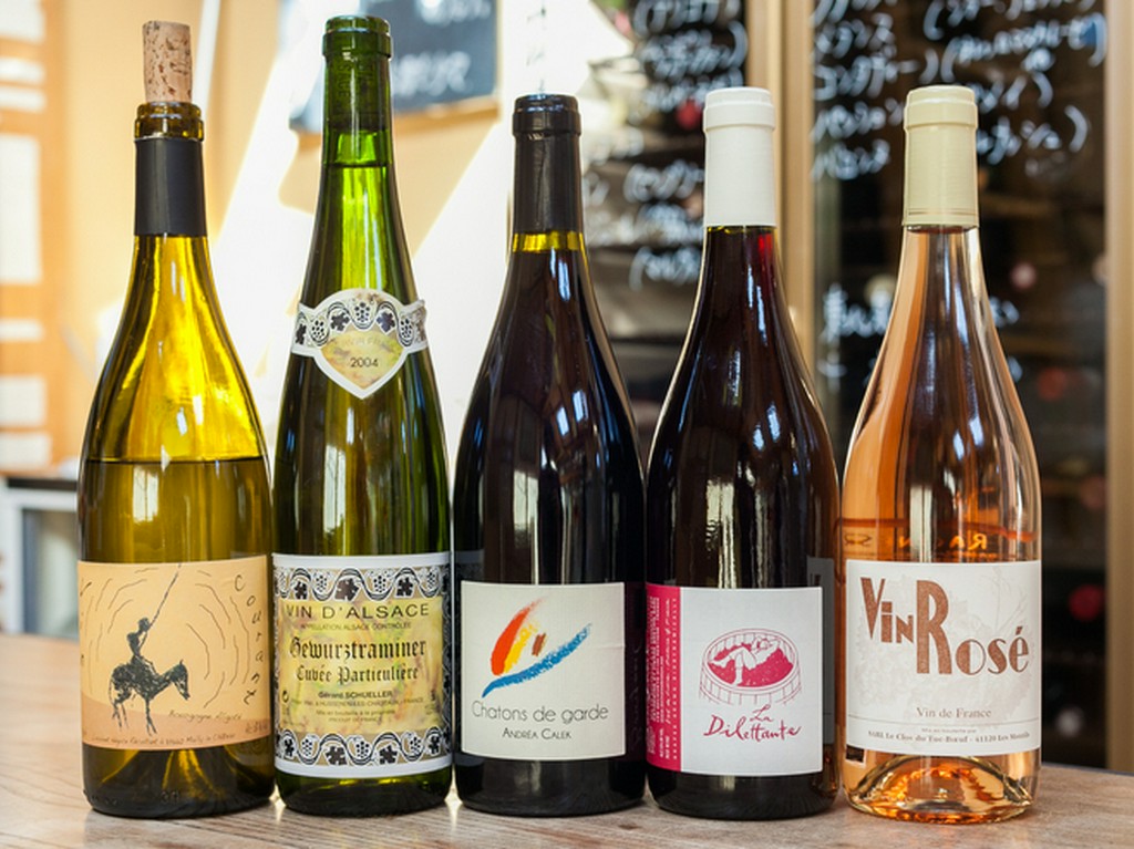 重くなく、気持ちよく酔える自然派ワインを厳選