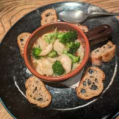 しらすのアヒージョ（2人分）