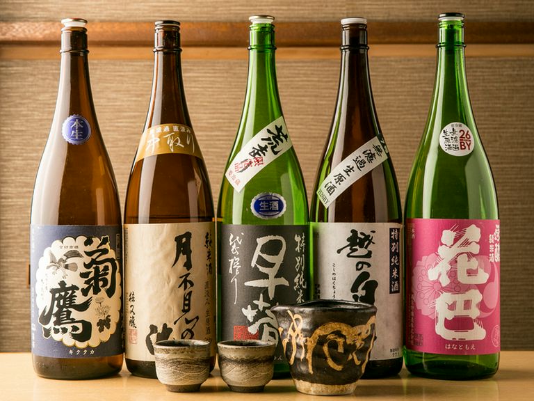 珍しい銘柄を多数揃えた日本酒は、どれを選ぶか楽しさもあり