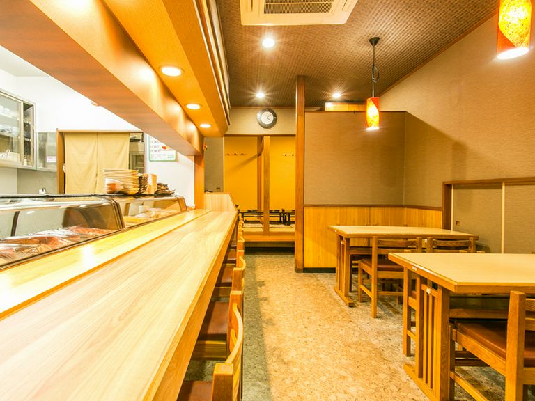 とにかく気張らず、お気軽に。女性おひとりでも入りやすいお店