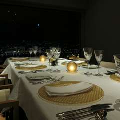 地元野菜で四季を映す料理とゴージャスな夜景で特別なおもてなし