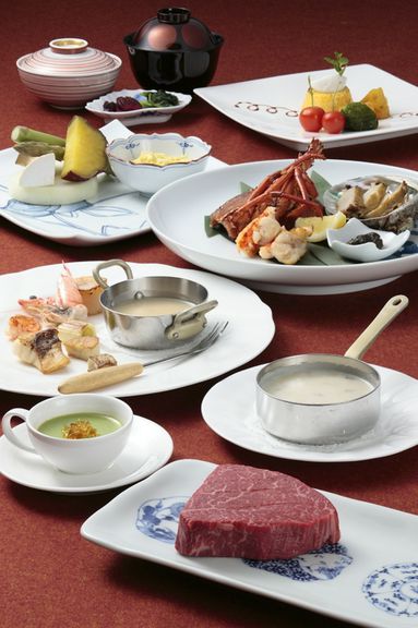 毎月メニューが変わる『料理長こだわりのプレミアム旬感コース』