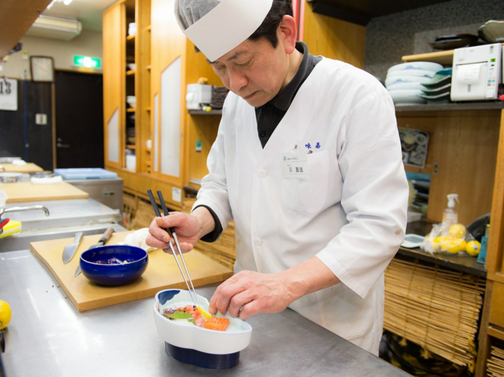 充実の「こどもメニュー」。小さな子どもも一人前としてもてなす