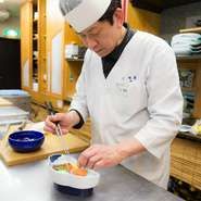 充実の「こどもメニュー」。小さな子どもも一人前としてもてなす